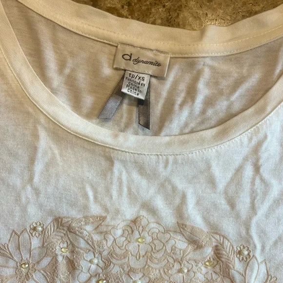 Dynamite Skull Strass T-Shirt - Picture 5 of 5